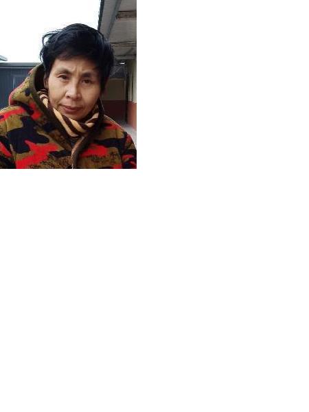流浪人员无名女照片，让爱回家