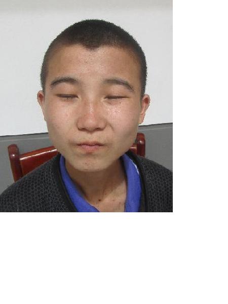 流浪人员黄永晨照片，让爱回家