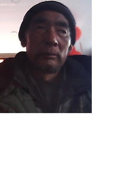 流浪人员周栓子照片，让爱回家