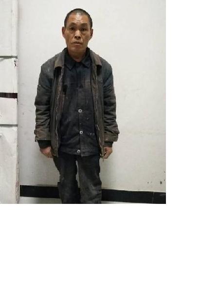 流浪人员红岩滞留男照片，让爱回家