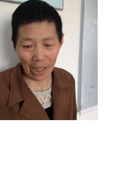 流浪人员无名女照片，让爱回家