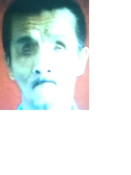 流浪人员姚久明照片，让爱回家