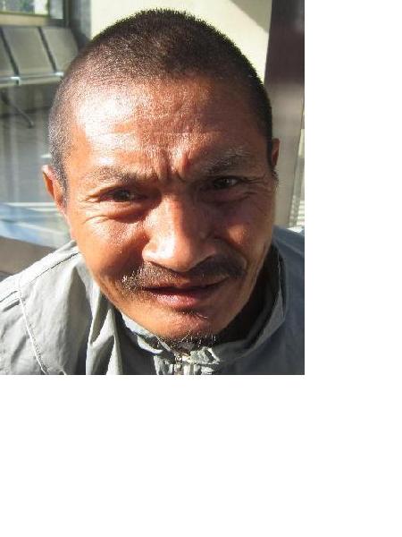 流浪人员无名男132号照片，让爱回家