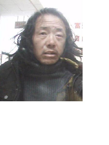 流浪人员无名男16-17助1249照片，让爱回家