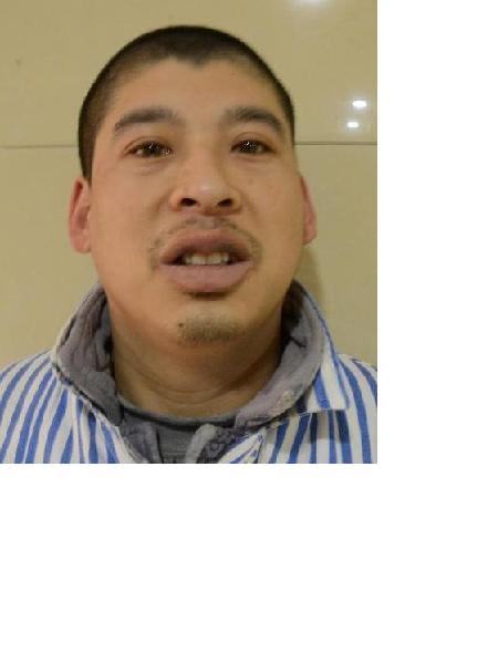 流浪人员刘伟照片，让爱回家