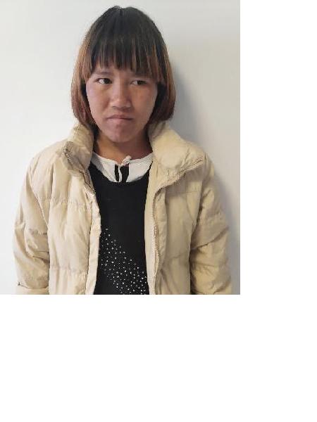 流浪人员外国女（民赵侯）照片，让爱回家