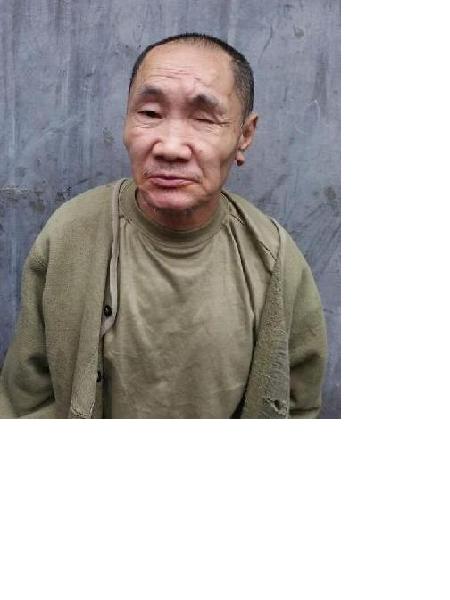 流浪人员张关发照片，让爱回家