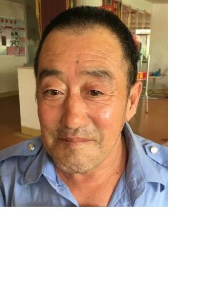 流浪人员魏四镇照片，让爱回家