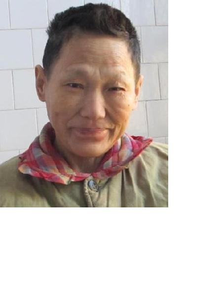 流浪人员牛燕(自起名）照片，让爱回家