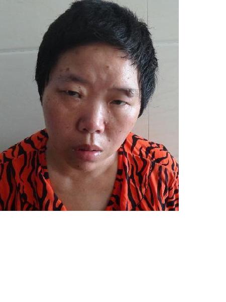 流浪人员易美英照片，让爱回家
