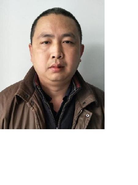流浪人员李龙刚（自称）照片，让爱回家