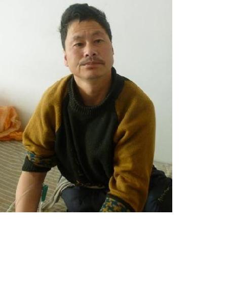 流浪人员王小路照片，让爱回家