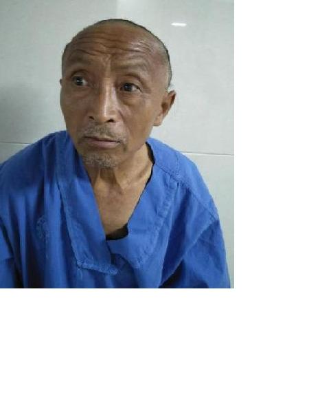 流浪人员警男170613照片，让爱回家