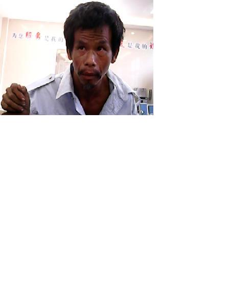 流浪人员助石湾照片，让爱回家