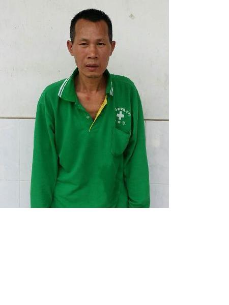 流浪人员流浪男2照片，让爱回家