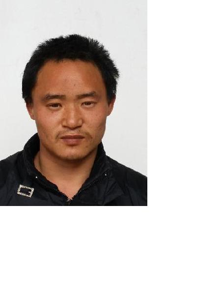 流浪人员无名氏（居中春）照片，让爱回家