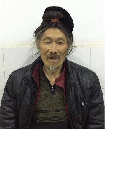 流浪人员无名氏1214照片，让爱回家