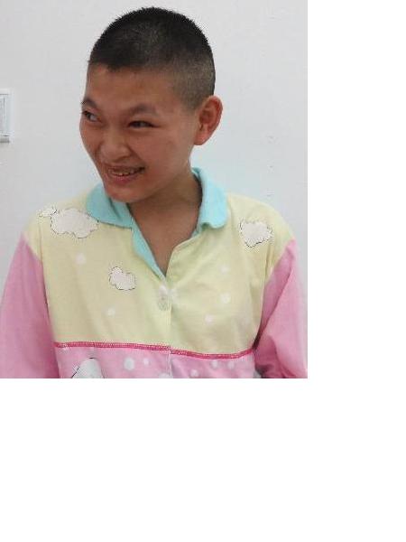 流浪人员无名女照片，让爱回家