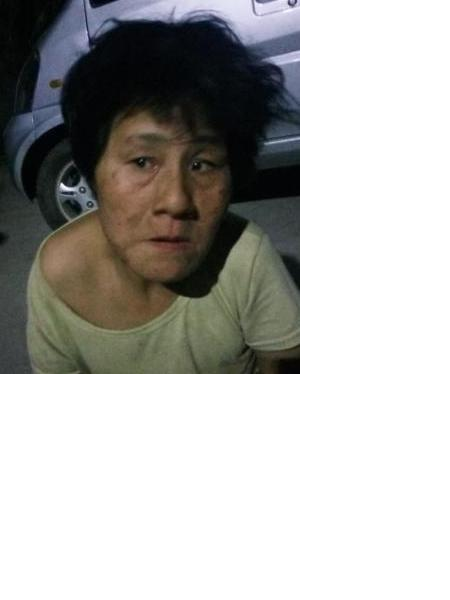 流浪人员无名女照片，让爱回家