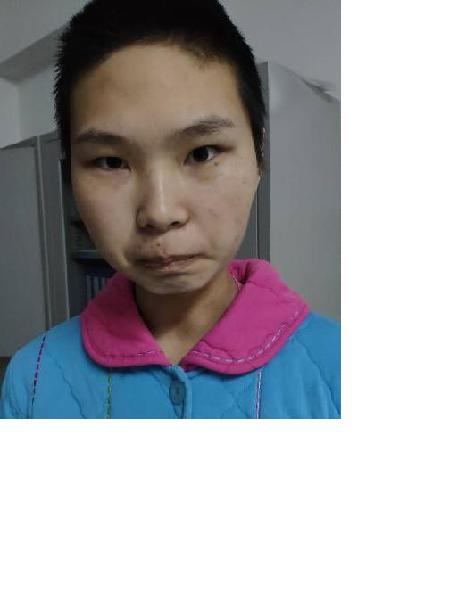 流浪人员女无名氏348照片，让爱回家
