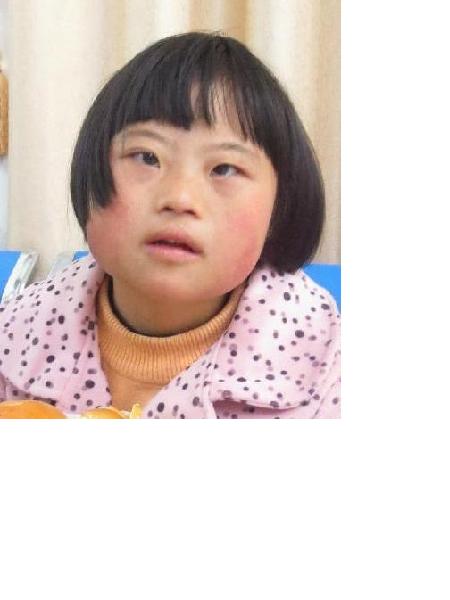 流浪人员婷婷照片，让爱回家