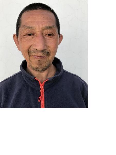 流浪人员朱勇峰照片，让爱回家