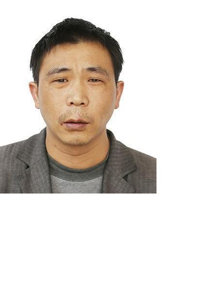 流浪人员郭强照片，让爱回家