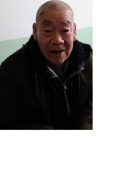 流浪人员谢德才照片，让爱回家