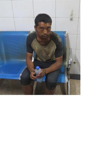 流浪人员马长兵照片，让爱回家