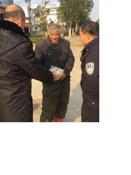 流浪人员永新医救1801照片，让爱回家