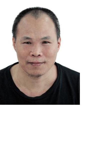 流浪人员泰民栋照片，让爱回家