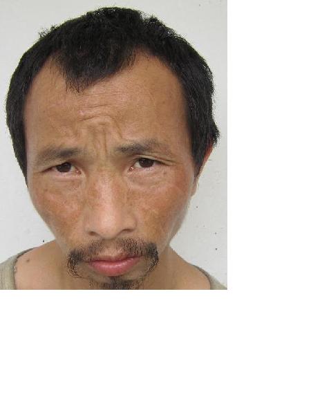流浪人员郑宫文照片，让爱回家