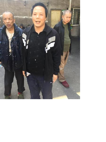 流浪人员李康照片，让爱回家