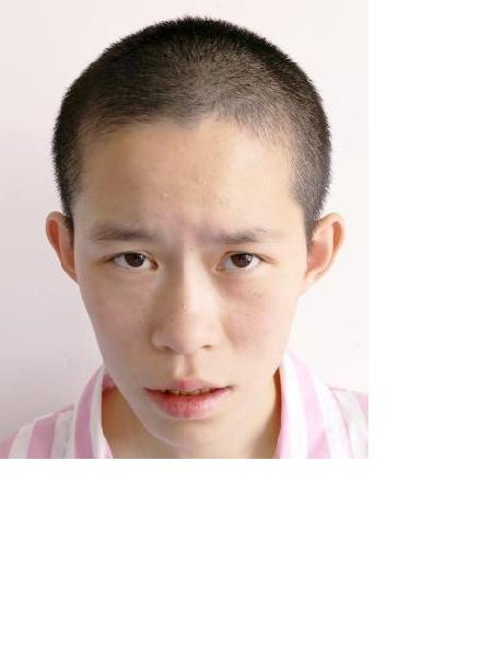 流浪人员李路照片，让爱回家