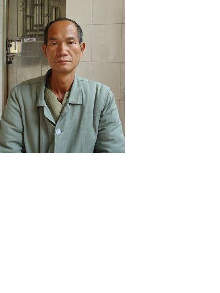 流浪人员梁小柱照片，让爱回家