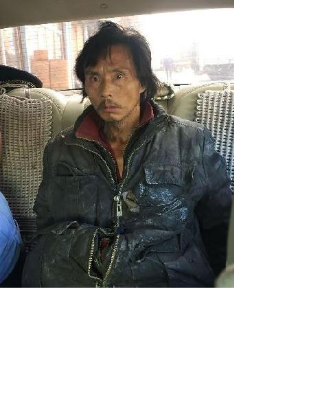 流浪人员无名男171021照片，让爱回家