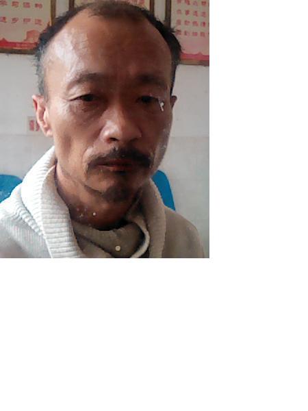 流浪人员彭洪勉照片，让爱回家