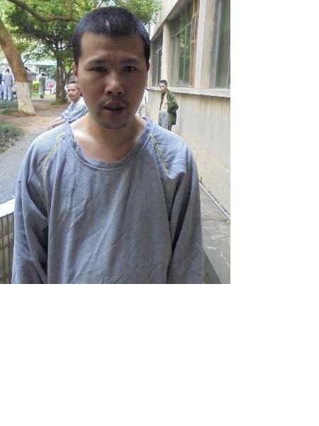 流浪人员郴杨一照片，让爱回家