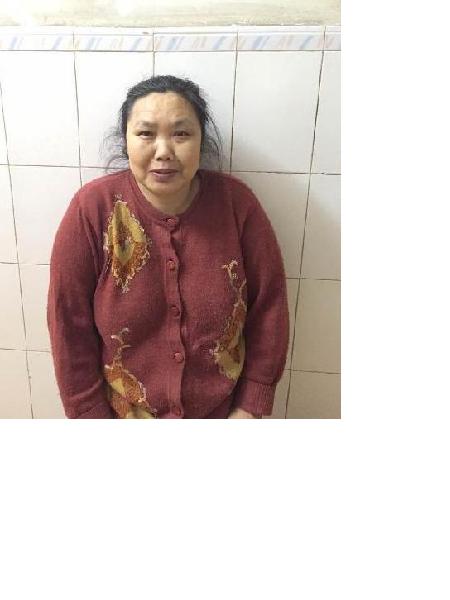 流浪人员渝解凤照片，让爱回家