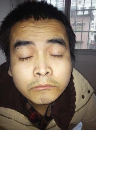 流浪人员无名氏爱8照片，让爱回家