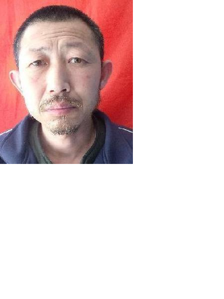 流浪人员管成阳照片，让爱回家