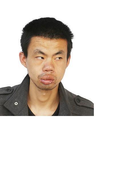 流浪人员李兵照片，让爱回家