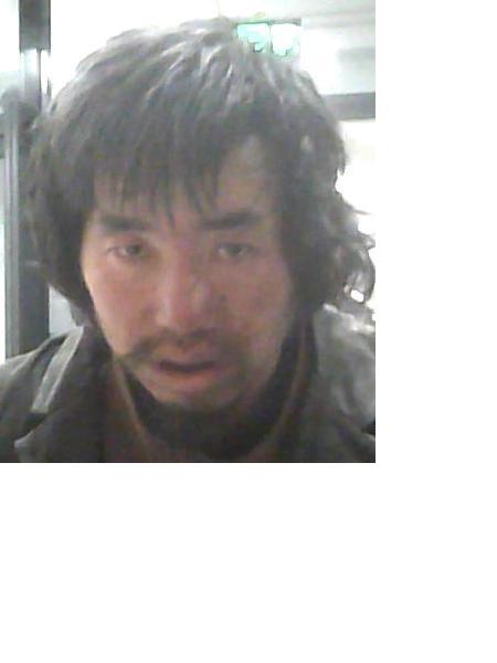 流浪人员赵国梁（自称）照片，让爱回家