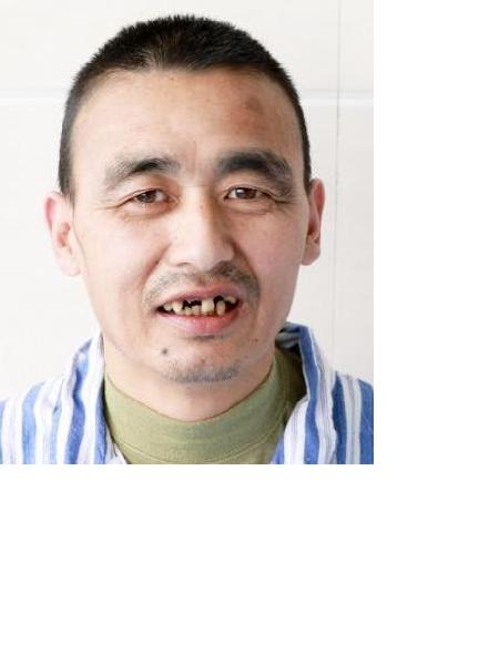 流浪人员张武照片，让爱回家