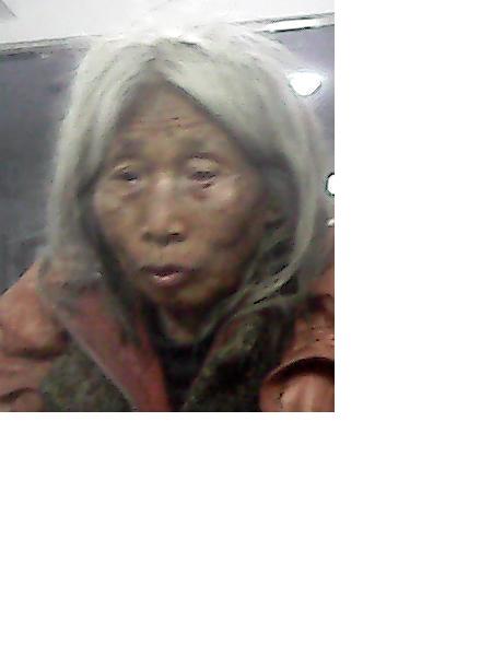 流浪人员党金刑照片，让爱回家