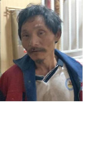流浪人员李成龙照片，让爱回家