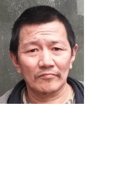 流浪人员薛登轩照片，让爱回家