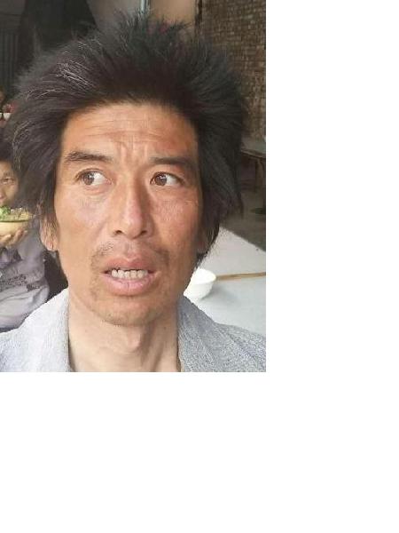 流浪人员王胜利照片，让爱回家