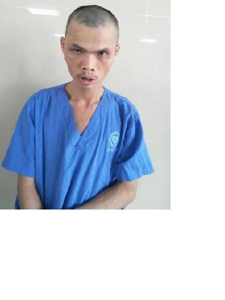 流浪人员临警男170717照片，让爱回家