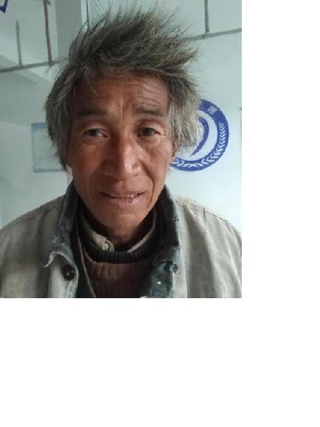 流浪人员齐彬照片，让爱回家